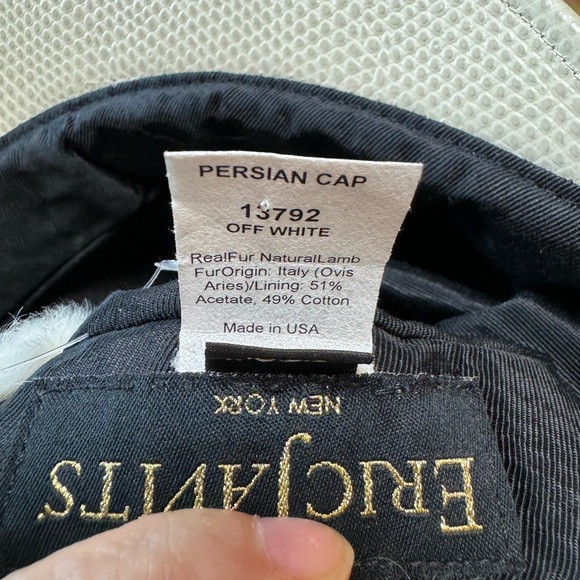 NWOT Eric Javits lamb fur leather cap - Picture 9 of 12
